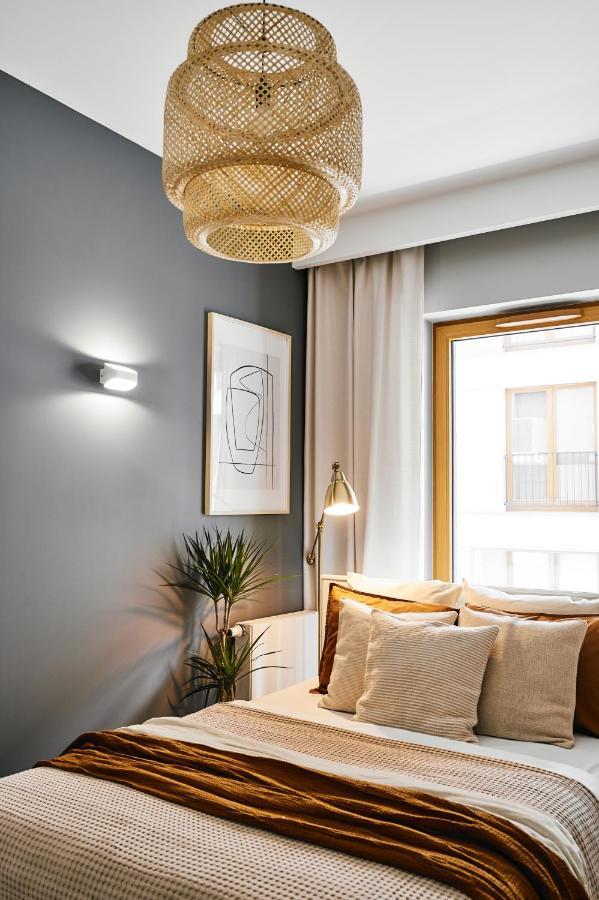 Main Station Art Apartment Krakow Bagian luar foto